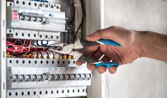 弱電設備工事イメージ画像